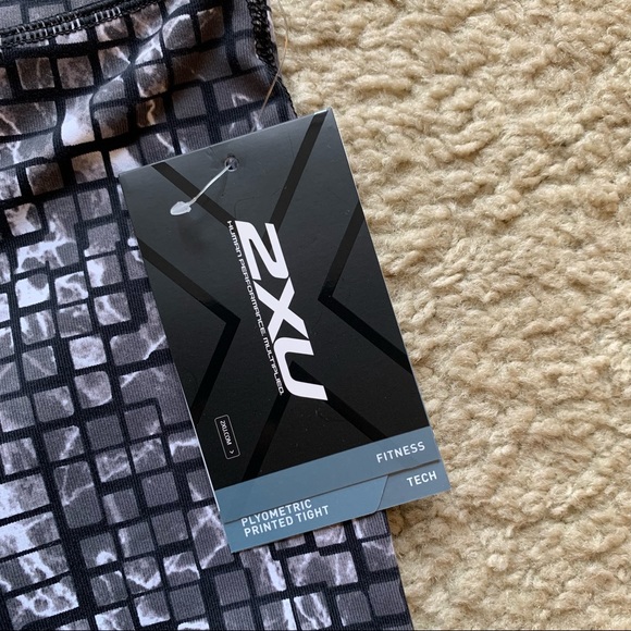 NWT Women’s 2xu Plyometric Printed Tights - Leggings - Picture 4 of 9